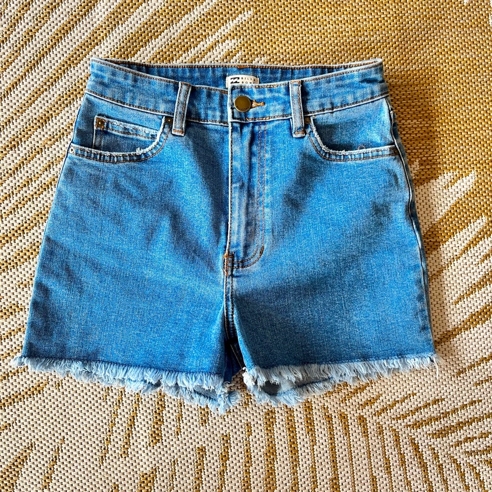 Billabong Hight-waisted Frayed Jean Shorts Size 25